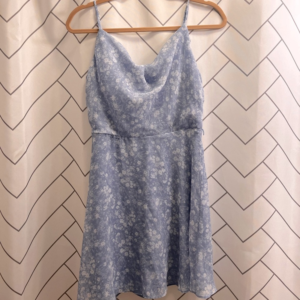 Light Blue Scoop Neck Dress, Willow Brand (Nordstrom Trunk Club). Size Medium.
